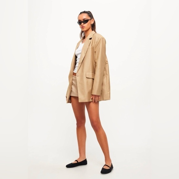 Lioness Jackets & Blazers - NWT Lioness Welcome to the Jungle Blazer, Beige, Size XS